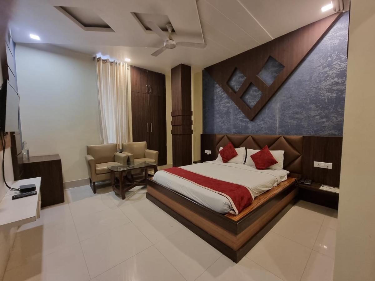 Hotel Vitthal International, Prayagraj Аллахабад Экстерьер фото