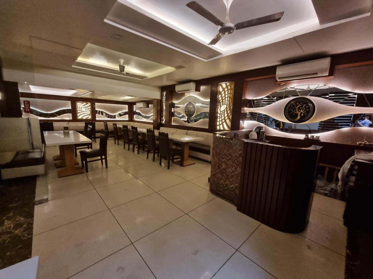 Hotel Vitthal International, Prayagraj Аллахабад Экстерьер фото